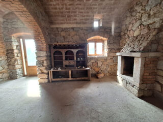  Immeuble à vendre 146 m²