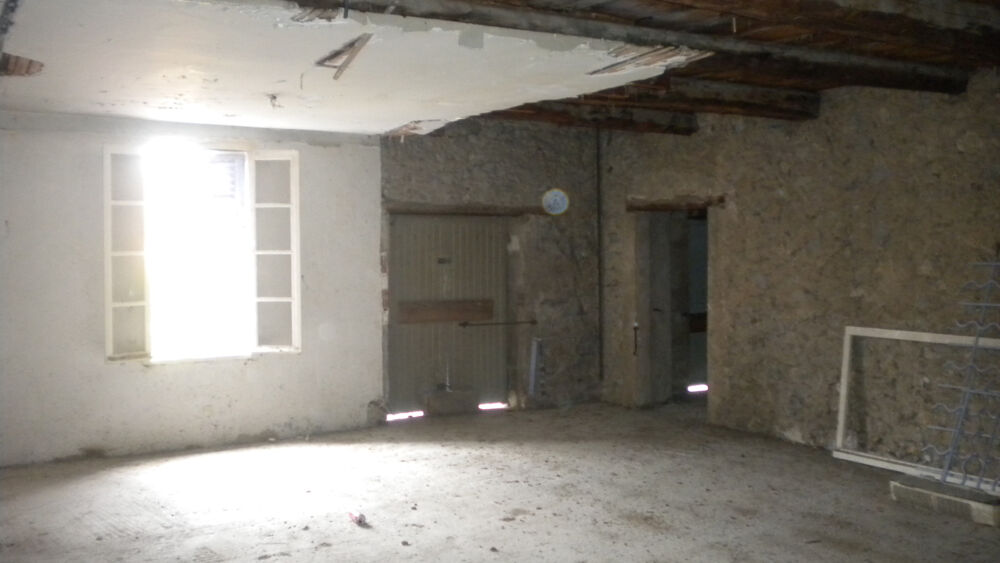 Vente Immeuble vente d'un immeuble avec un appartement et un local professionnel Mondragon