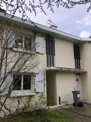  Appartement � louer 4 pi�ces 80 m�
