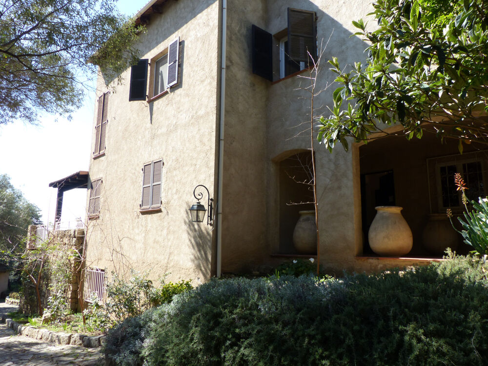 Vente Maison Route des Sanguinaires  Villa avec 2 appartements F5 et dépendances 365m2 vue mer Ajaccio