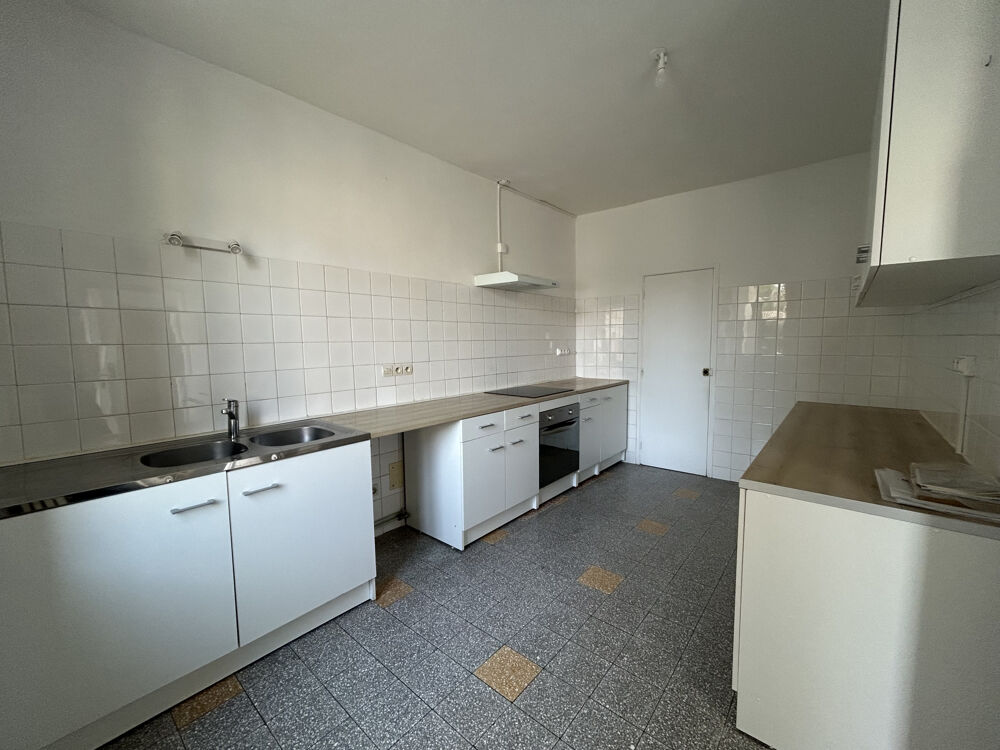 Location Maison Maison T5 avec petite remise et devant de porte Villesiscle