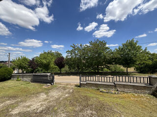  Maison  vendre 8 pices 204 m