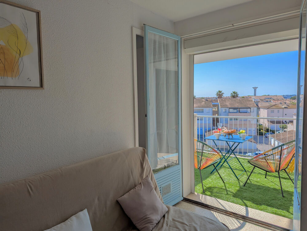 APPARTEMENT 3 PIECES AVEC VUE DEGAGEE SUR LES SALINS DU MIDI