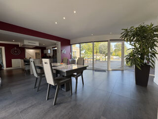  Maison � vendre 9 pi�ces 290 m�