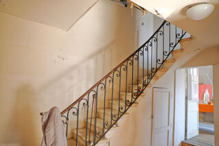  Immeuble � vendre 10 pi�ces 285 m�