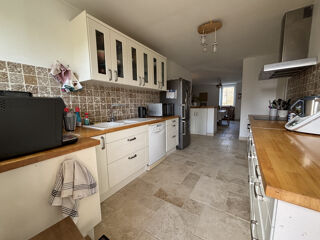  Maison � vendre 9 pi�ces 210 m�