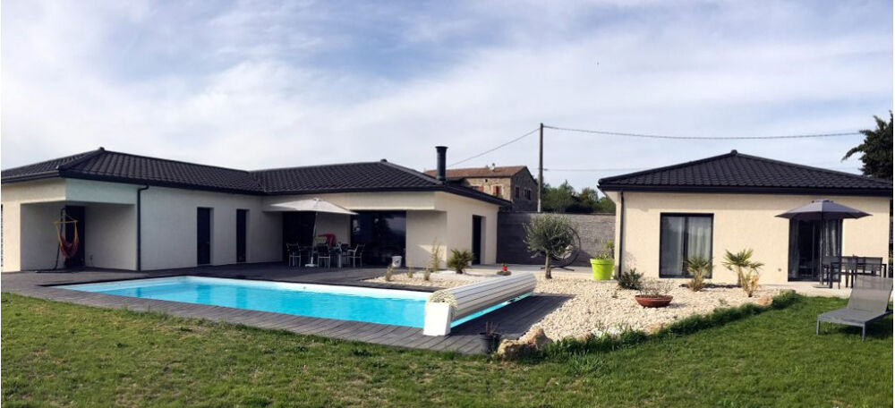 2 VILLAS NEUVES indépendantes (jumelables) - plain-pied - grand jardin plat - piscine chauffée - accès vélo -