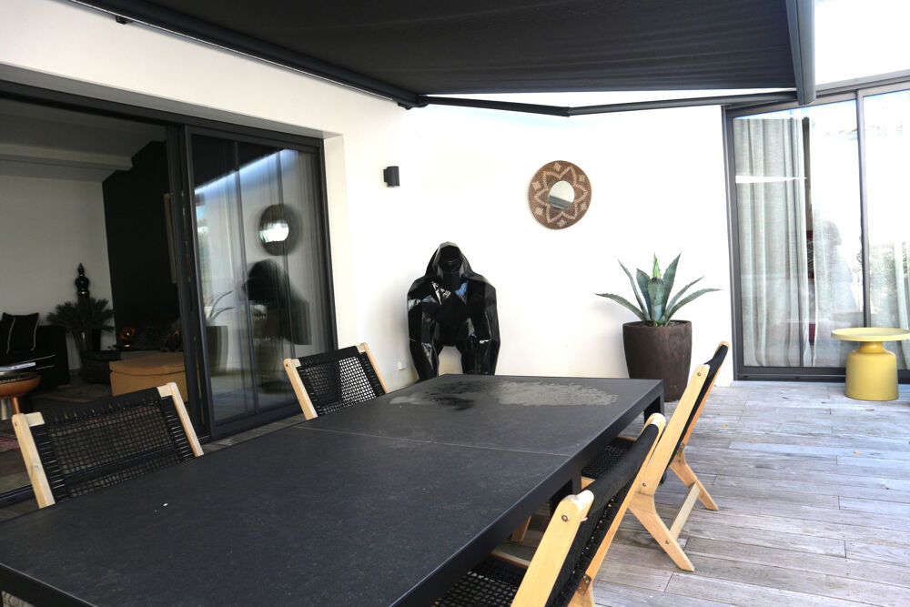 � vendre  Propri�t�/ch�teau La Rochelle (17000)