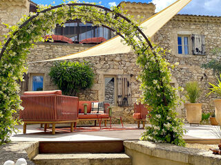  Maison  vendre 6 pices 210 m