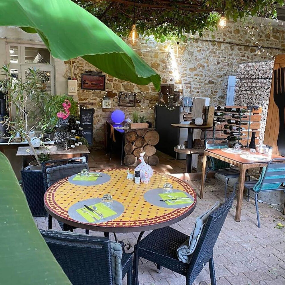 Hôtel-Restaurant (murs et fonds)