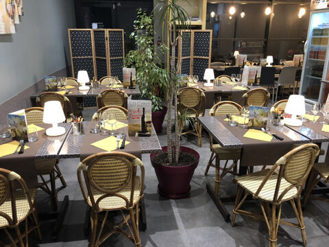   PLAINE DU FOREZ tr�s belle affaire de restauration licence 4 . 