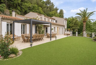  Maison à louer 6 pièces 190 m²