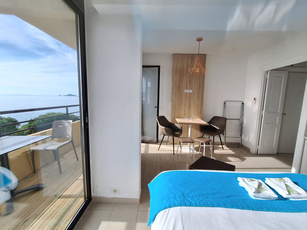 Vente Appartement STUDIO 24 M2  VUE MER ROUTE DES  SANGUINAIRES Ajaccio