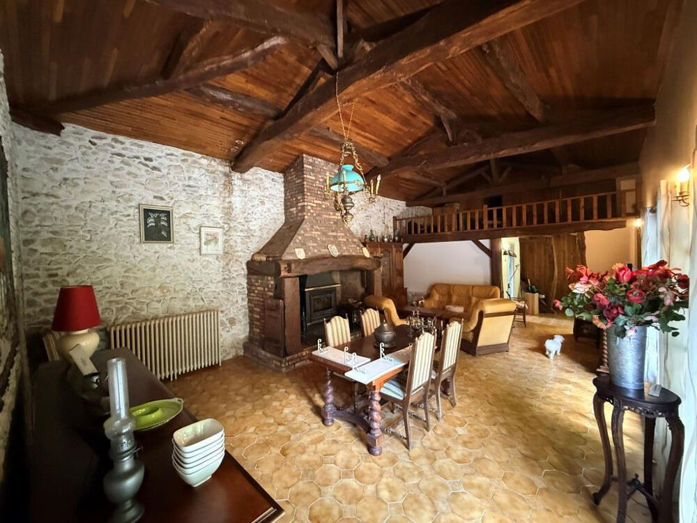 ST CHRISTOLY MAISON 3 CHAMBRES SUR 7400M2 DE TERRAIN