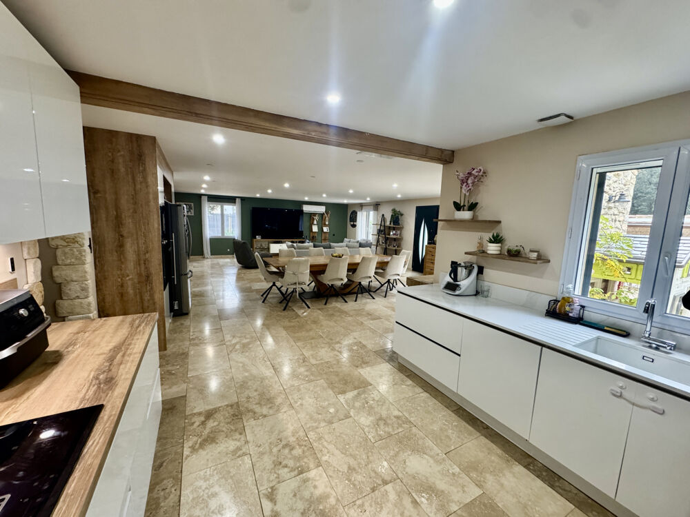  vendre  Maison Suze-la-Rousse (26790)