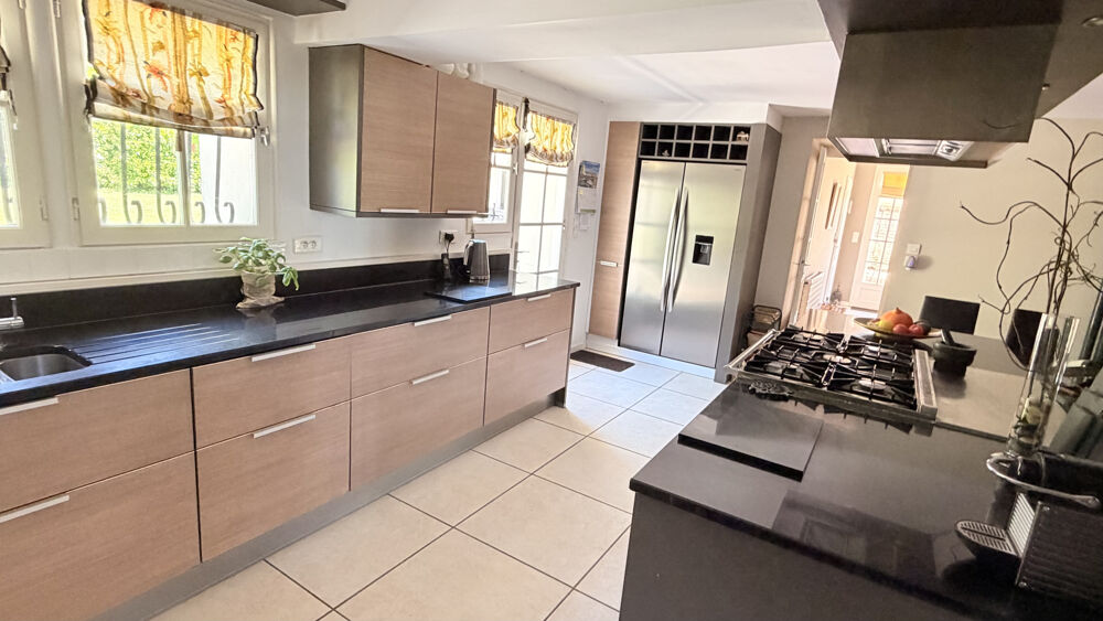 Vente Maison Propriété belle présentation  15' du TGV Surgères Marsais