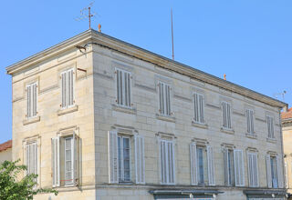  Immeuble � vendre 10 pi�ces 285 m�