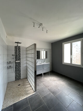  Maison à vendre 7 pièces 181 m²