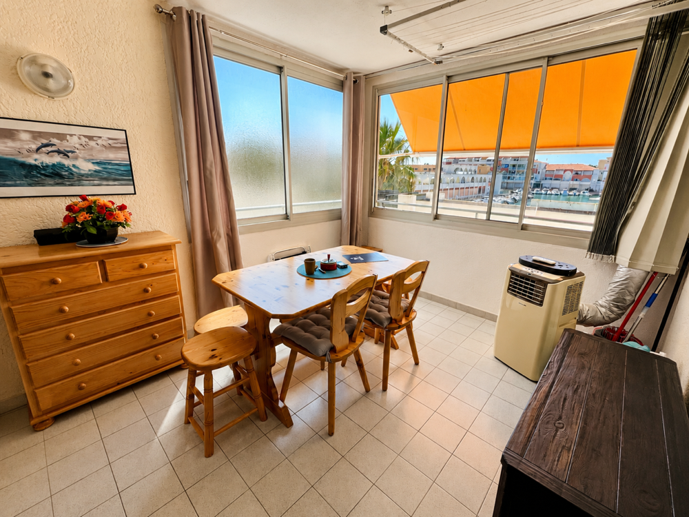 Vente Appartement VENTE GRAND TYPE 2 VUE MARINA QUARTIER LES QUILLES A SETE Sete