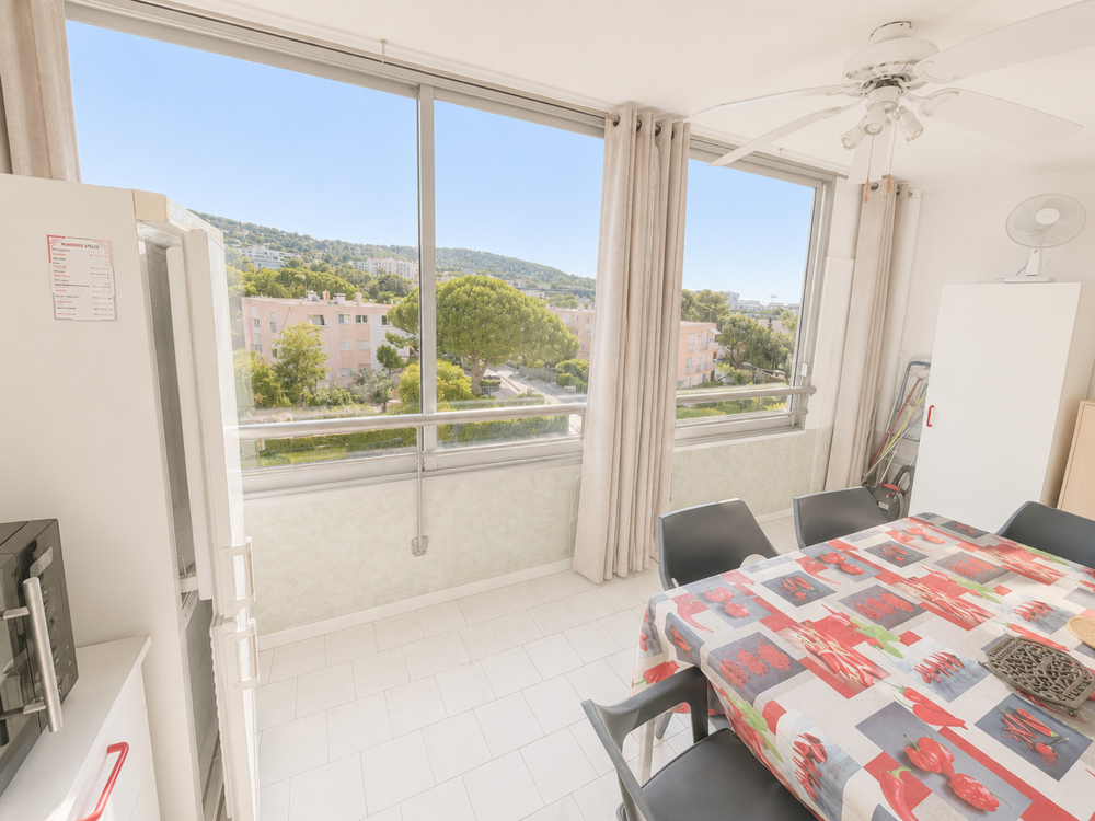 Vente Appartement VENTE STUDIO CABINE VUE DEGAGEE QUARTIER LES QUILLES A SETE Sete
