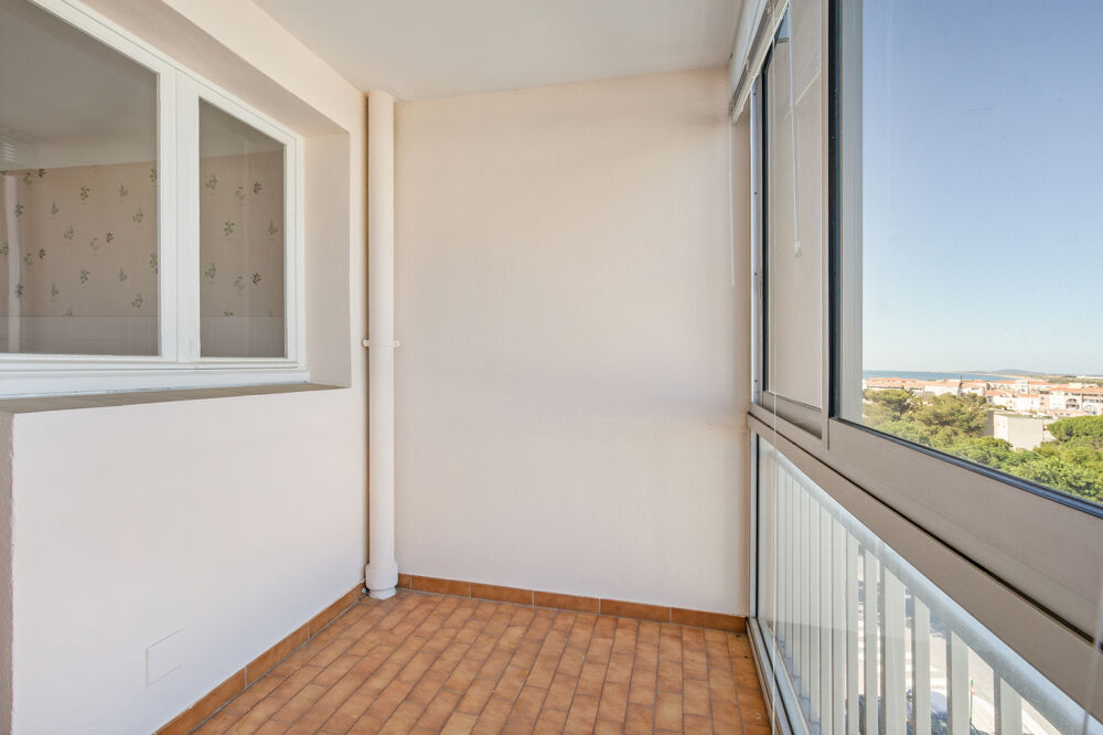 VENTE TYPE 3 VUE DEGAGEE + CELLIER + GARAGE QUARTIER CORNICHE A SETE
