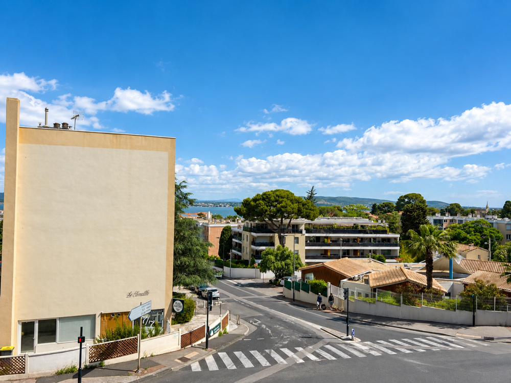 VENTE TYPE 3 + PARKING + GARAGE EN SUS QUARTIER CHATEAU VERT A SETE