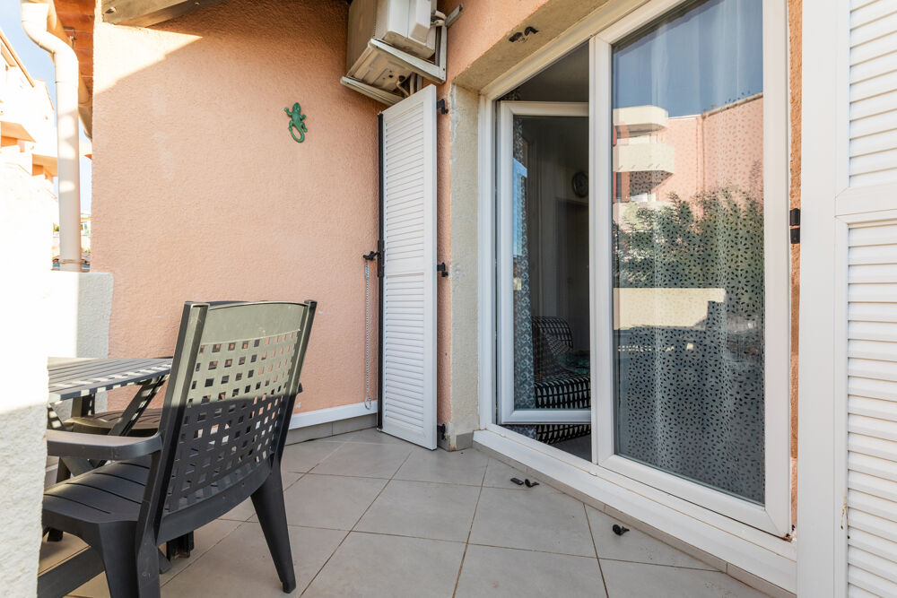 VENTE TYPE 2 + PARKING NOMINATIF DANS RESIDENCE SECURISEE QUARTIER CORNICHE A SETE