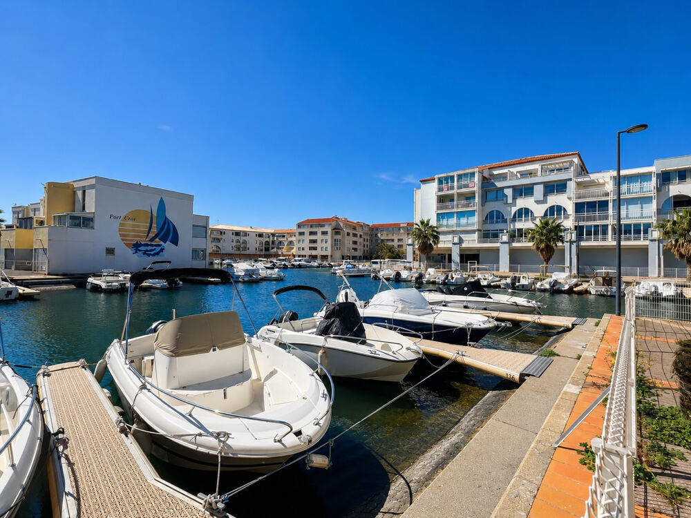 VENTE GRAND TYPE 3 AU COEUR DE LA MARINA DES QUILLES A SETE