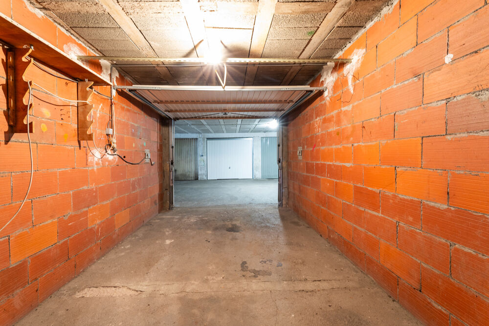 Vente Parking/Garage VENTE GRAND GARAGE DANS RESIDENCE SECURISEE QUARTIER CORNICHE A SETE Sete