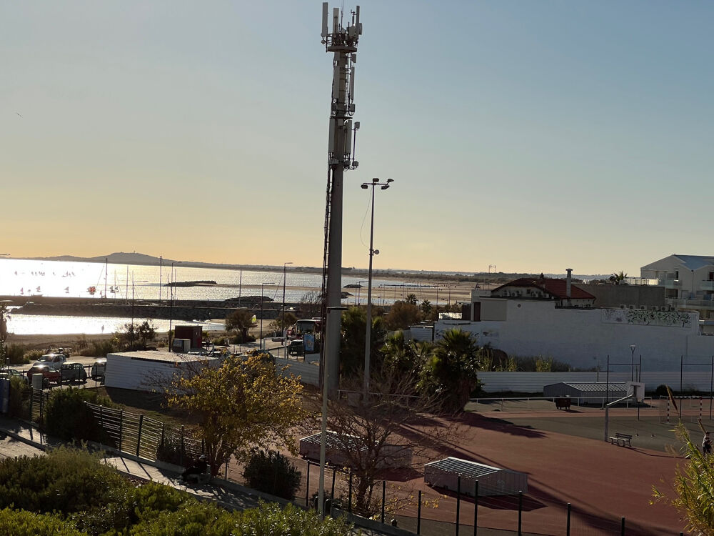 Vente Appartement VENTE STUDIO CABINE + PARKING FACE A LA MER QUARTIER CORNICHE A SETE Sete