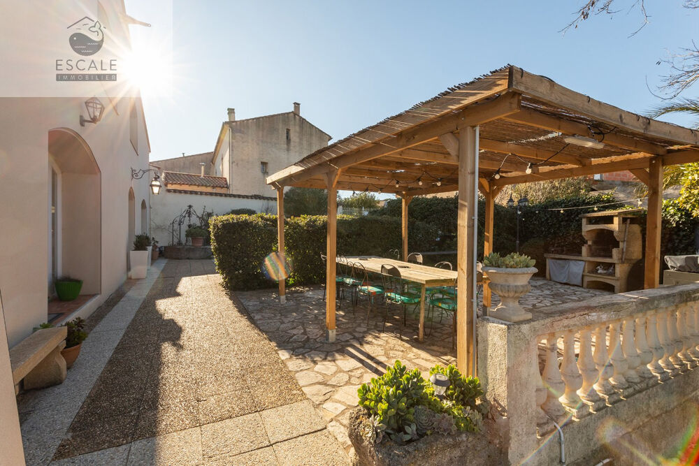 VENTE MAISON INDIVIDUELLE AU COEUR DU VILLAGE DE MONTBLANC