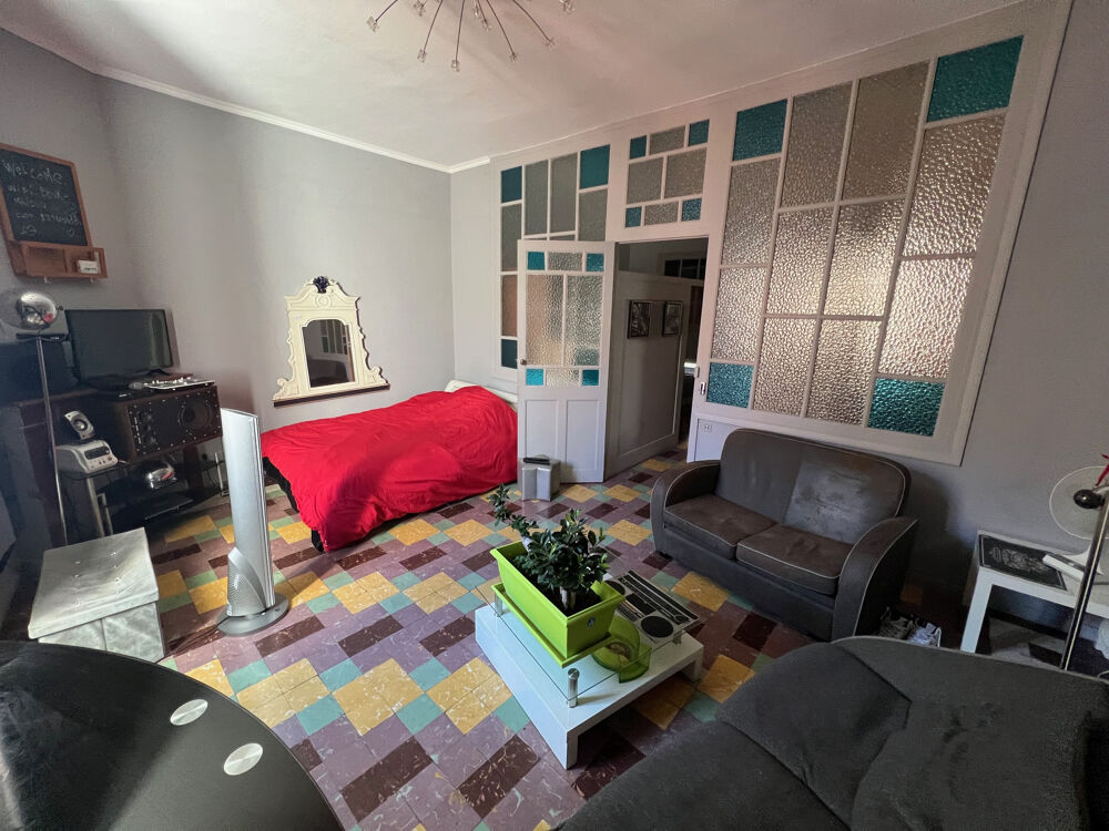 VENTE GRAND TYPE 2 A DEUX PAS DE LA PLACE DE LA MAIRIE A SETE