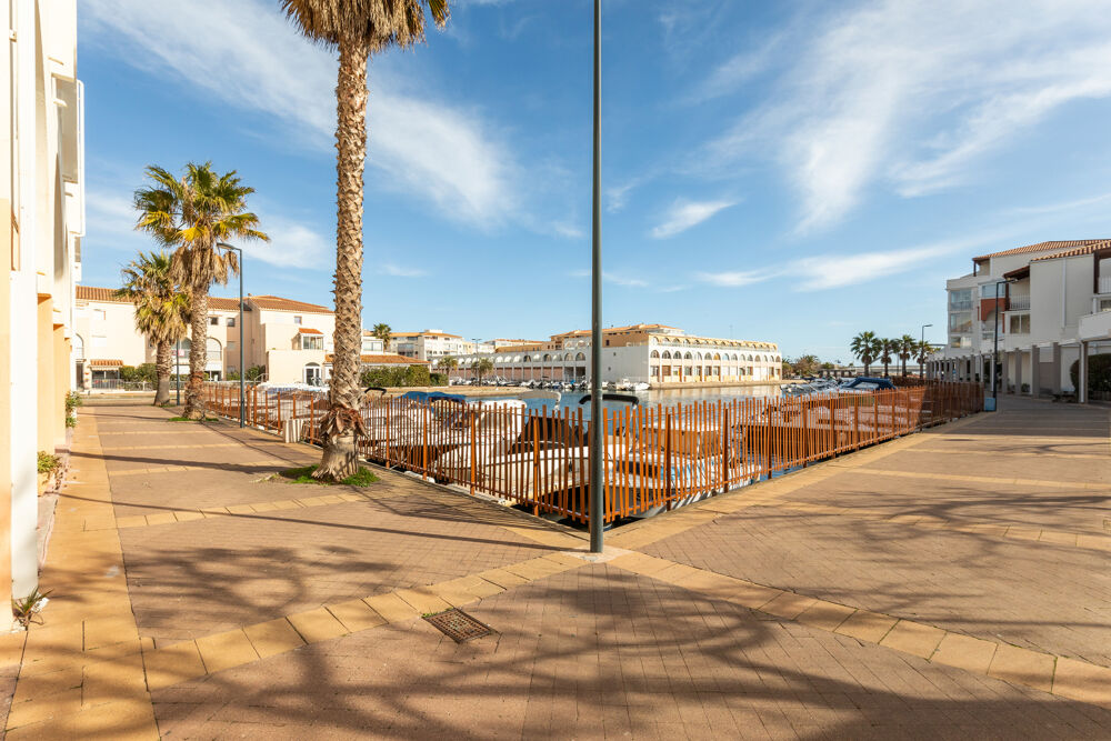 VENTE TYPE 2 AU COEUR DU PORT DES QUILLES A SETE