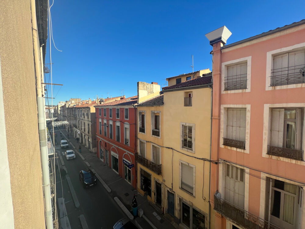 VENTE GRAND TYPE 2 A DEUX PAS DE LA PLACE DE LA MAIRIE A SETE