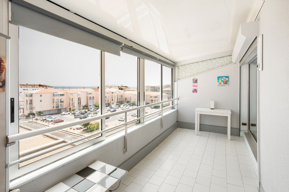 Vente Appartement VENTE STUDIO CABINE VUE MER ET MARINA AU DERNIER ETAGE AUX QUILLES A SETE Sete