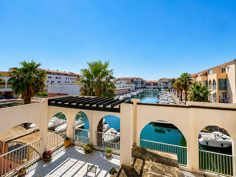 Vente Appartement VENTE GRAND TYPE 2 VUE MARINA QUARTIER LES QUILLES A SETE Sete