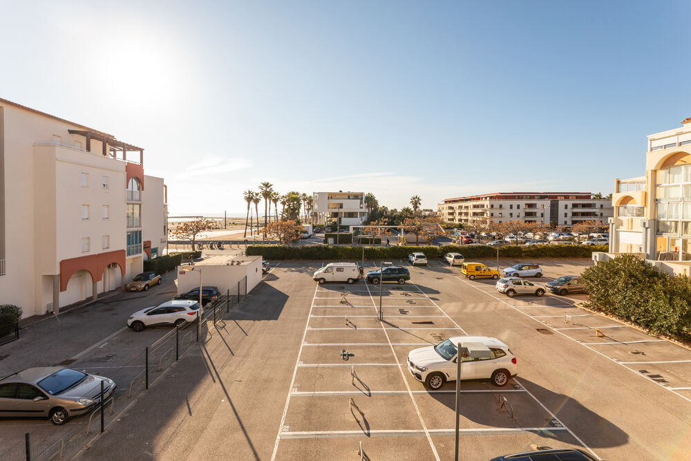 Vente Appartement VENTE TYPE 2 CABINE VUE MER + PARKING AUX QUILLES A SETE Sete