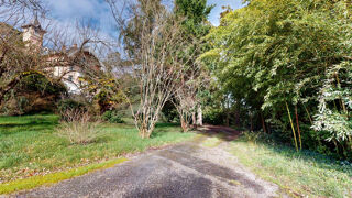  Proprit/chteau  vendre 10 pices 360 m