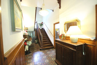  Propriété/château à vendre 9 pièces 250 m²