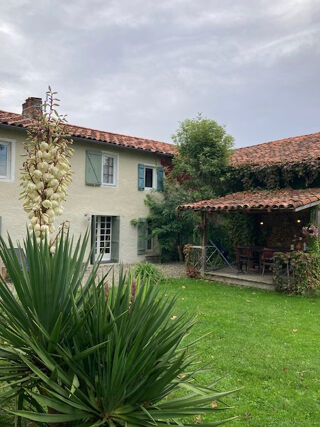  Propri�t�/ch�teau � vendre 15 + pi�ces 585 m�