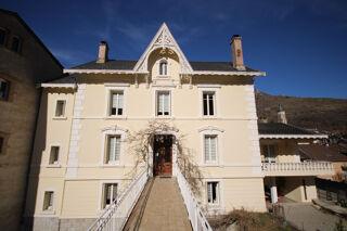  Propriété/château à vendre 15 + pièces 362 m²