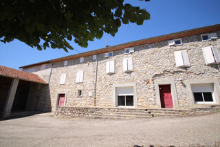  Propriété/château à vendre 10 pièces 202 m²