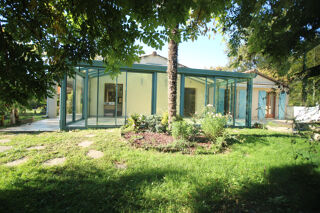  Maison � vendre 8 pi�ces 240 m�