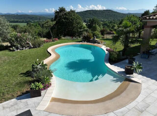  Maison � vendre 8 pi�ces 221 m�