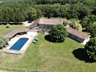  Propriété/château à vendre 15 + pièces 450 m²