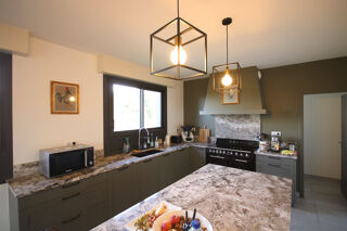  Maison � vendre 7 pi�ces 204 m�