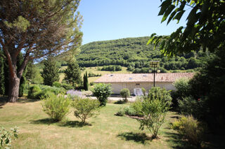  Propriété/château à vendre 10 pièces 202 m²