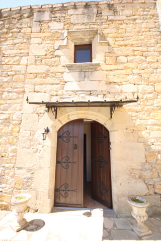  Propriété/château à vendre 6 pièces 185 m²