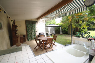  Propriété/château à vendre 9 pièces 250 m²