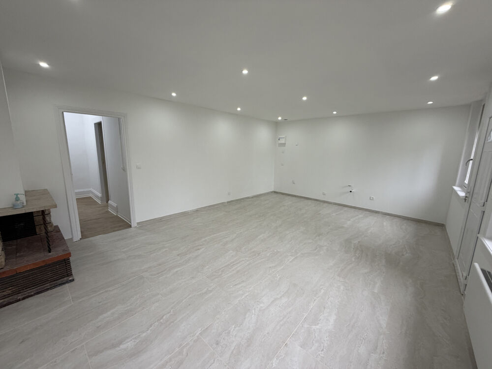 Raismes logement avec local commercial